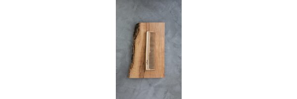 Wood comb