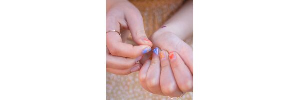 Peelable Nail Polish